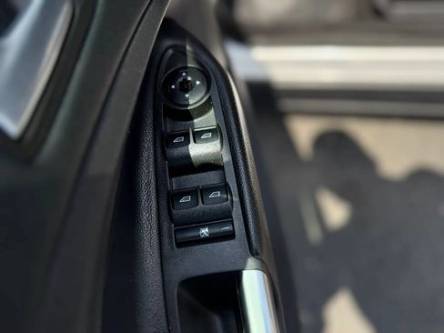 Used 2014 Ford Escape SE FWD image 34