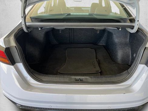 Used 2024 Nissan Altima 2.5 SR image 22