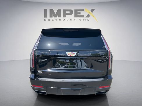 Used 2025 Cadillac Escalade Sport w/ Touring Package AWD/4WD image 4