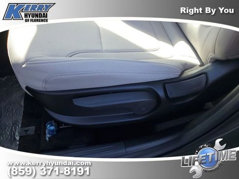 New 2026 Hyundai Tucson SE image 18