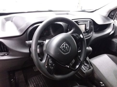 Used 2022 RAM ProMaster City Tradesman image 11