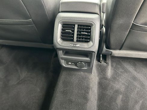 Certified 2022 Volkswagen Tiguan SE AWD/4WD image 19