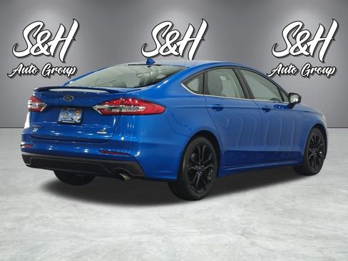 Used 2019 Ford Fusion SE w/ Equipment Group 151A FWD image 17