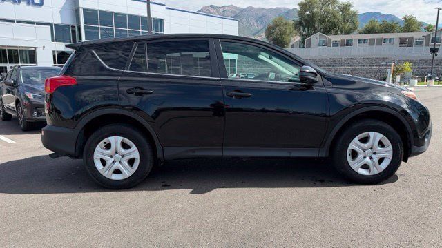Used 2013 Toyota RAV4 LE AWD/4WD image 2