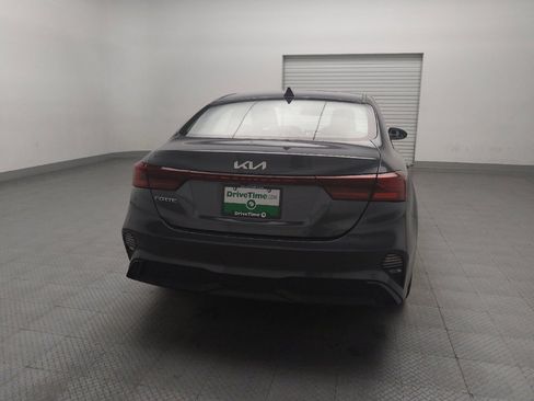 Used 2023 Kia Forte LXS image 7