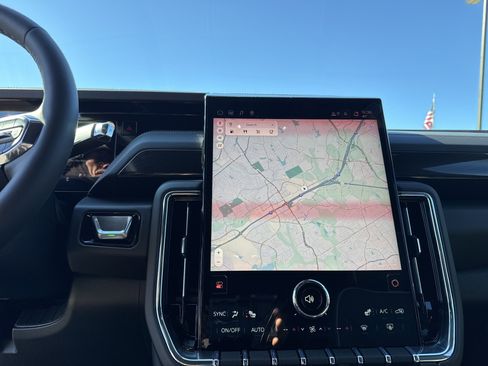 New 2026 GMC Yukon Elevation image 24