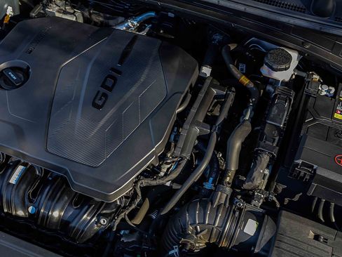 Certified 2023 Kia Sportage LX image 29