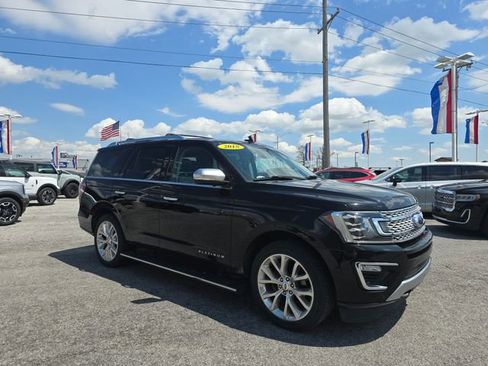 Used 2018 Ford Expedition Platinum AWD/4WD image 3