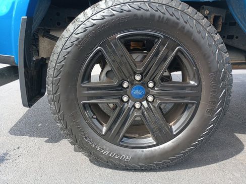 Used 2020 Ford F150 Lariat w/ Equipment Group 502A Luxury AWD/4WD image 16