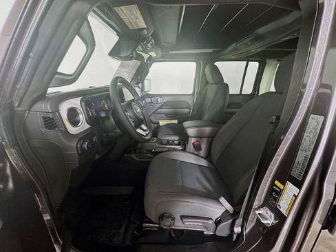 New 2026 Jeep Wrangler Unlimited Sahara image 24