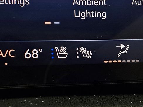 New 2026 Buick Enclave Avenir image 16