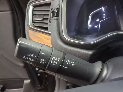 Used 2020 Honda CR-V Touring image 28