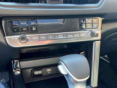 New 2026 Kia Seltos SX w/ SX Sunroof Package AWD/4WD image 19