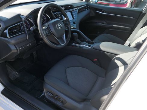 Used 2020 Toyota Camry LE w/ Fleet Convenience Package FWD image 10