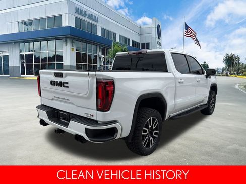 Used 2024 GMC Sierra 1500 AT4 w/ Technology Package AWD/4WD image 4
