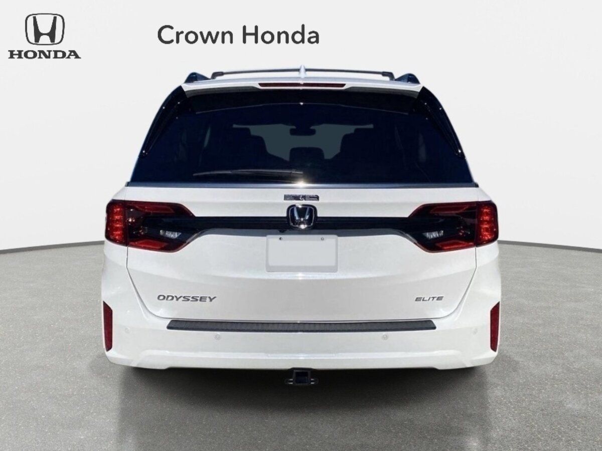 New 2026 Honda Odyssey Elite image 3