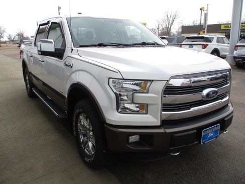 Used 2016 Ford F150 Lariat image 4