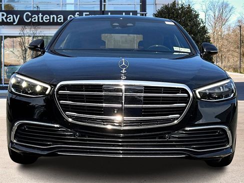 Used 2023 Mercedes-Benz S 580 S 580 image 3