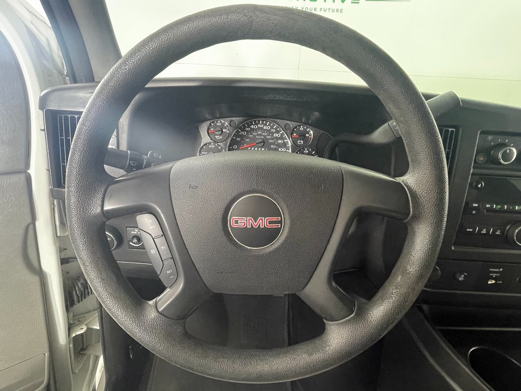 Used 2013 GMC Savana 2500 LT w/ LT Preferred Equipment Group RWD image 17