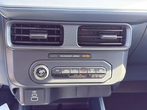 New 2026 Ford Maverick XL AWD/4WD image 23