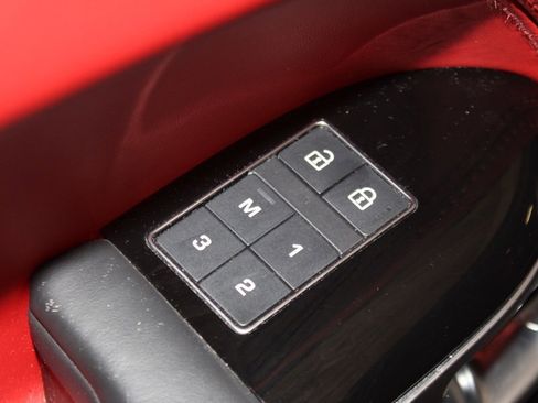 Used 2021 Land Rover Range Rover Sport SVR image 15