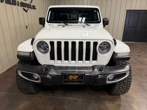 Used 2022 Jeep Gladiator Overland w/ Popular Equipment Package image 2