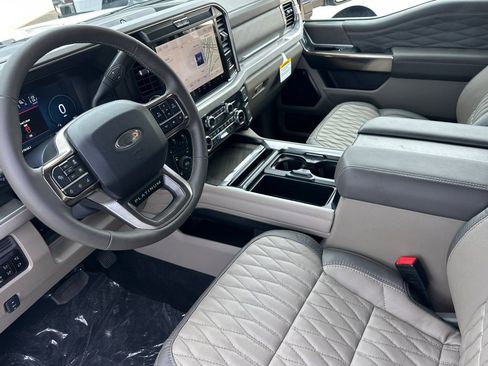 New 2026 Ford F250 4x4 Crew Cab Super Duty image 9