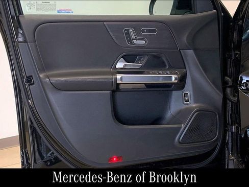 Certified 2023 Mercedes-Benz GLB 250 GLB 250 image 23