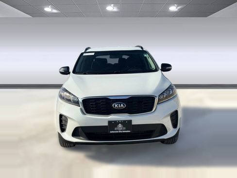 Used 2019 Kia Sorento S image 5