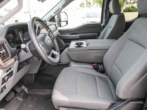 Used 2025 Ford F150 XLT w/ Equipment Group 301A Standard image 17