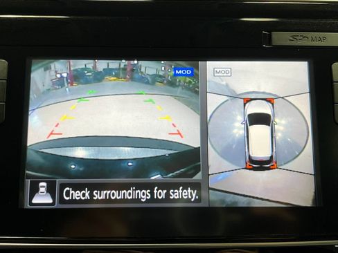 Used 2018 Nissan Leaf SL w/ SL Technology Package FWD image 12