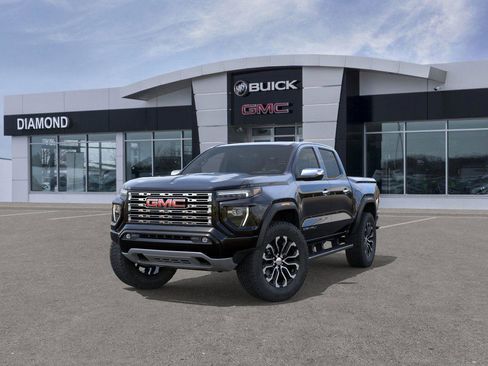 New 2026 GMC Canyon Denali image 8