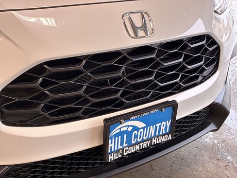 Certified 2026 Honda HR-V LX image 12