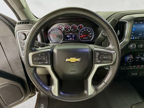 Used 2022 Chevrolet Silverado 1500 LT image 11