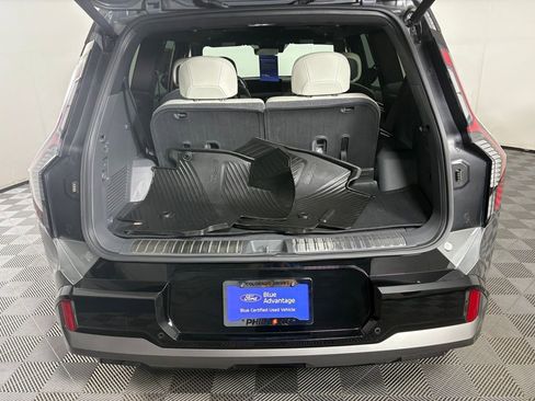 Used 2025 Kia EV9 GT-Line image 31