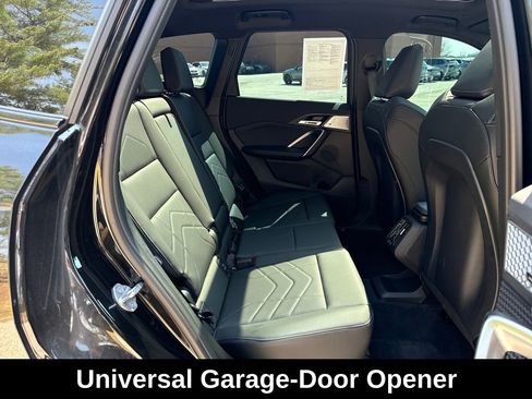 Used 2025 BMW X1 xDrive28i w/ Premium Package image 29