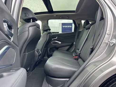 Used 2024 Acura RDX SH-AWD image 5