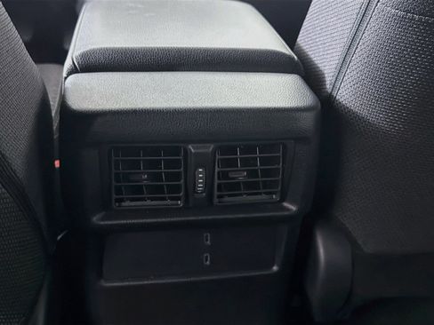 Used 2025 Toyota 4Runner SR5 AWD/4WD image 25