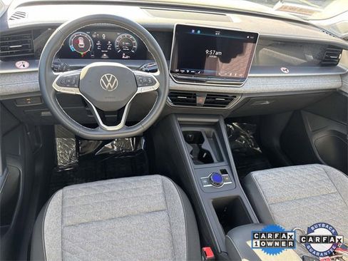 Certified 2025 Volkswagen Tiguan S image 7