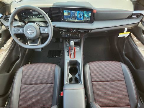 New 2026 Nissan Kicks SR image 22