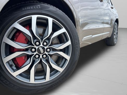 Used 2023 Cadillac XT6 Sport w/ Platinum Package AWD/4WD image 36