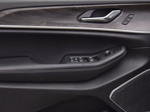 New 2026 Jeep Grand Cherokee L Limited image 30