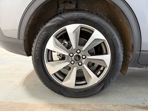Used 2025 Ford Escape Platinum AWD/4WD image 10