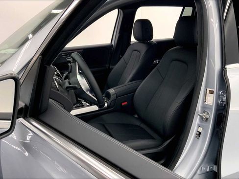 Used 2026 Mercedes-Benz GLB 250 image 21