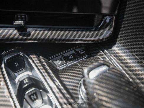 Used 2023 Chevrolet Corvette Z06 w/ Z07 Performance Package RWD image 32