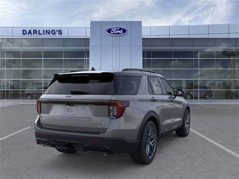 New 2025 Ford Explorer ST-Line w/ Premium Package image 8