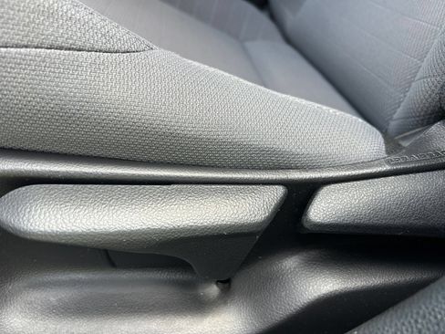 Used 2022 Toyota Corolla SE FWD image 26