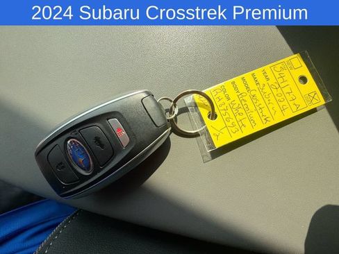 Used 2024 Subaru Crosstrek 2.0i Premium AWD/4WD image 11