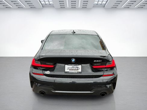 Used 2021 BMW 330i Sedan w/ M Sport Package RWD image 7