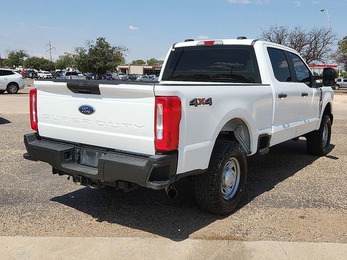 Used 2023 Ford F250 XL w/ XL Off-Road Package image 3